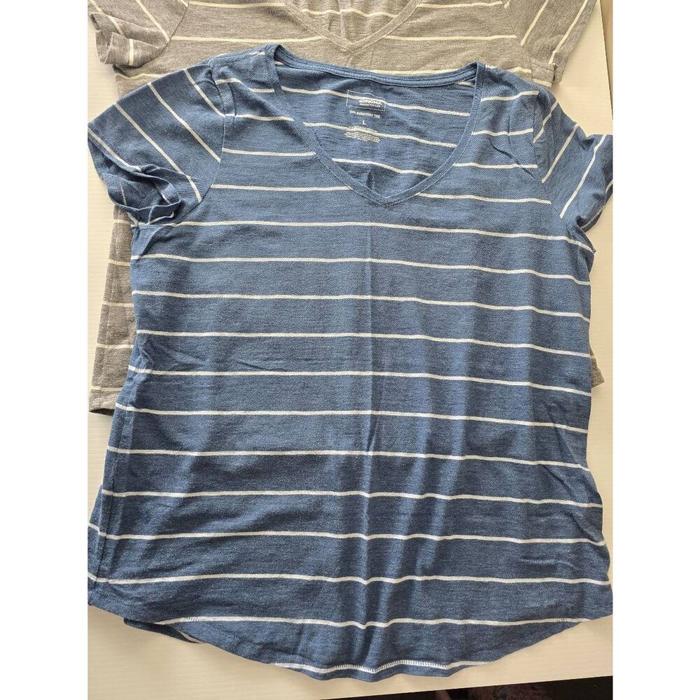 Sonoma Everyday T-Shirt Bundle of Two Sz L - Picture 2 of 5